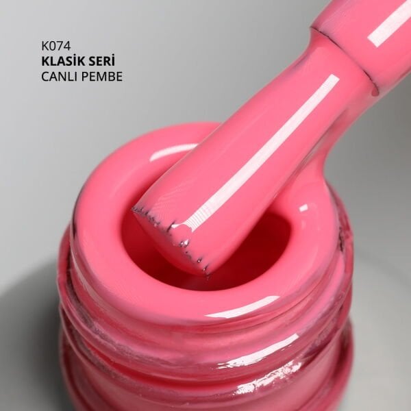 Momo Professional Klasik Seri Kalıcı Oje K074 Canlı Pembe (14ml)