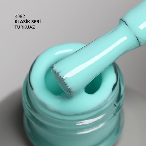 Momo Professional Klasik Seri Kalıcı Oje K082 Turkuaz (14ml)