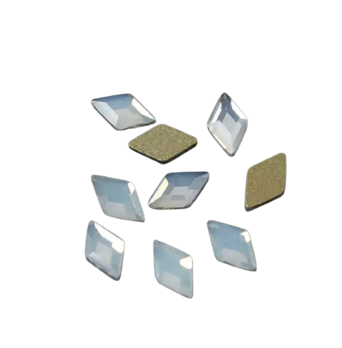 Taş Eşkenar Dörtgen Beyaz Opal 4*6.5mm 2 Adet