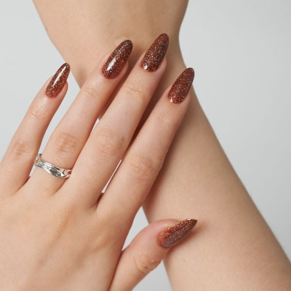 Iva Nails Vuitton Flash Kalıcı Oje VN-6 (8ml)