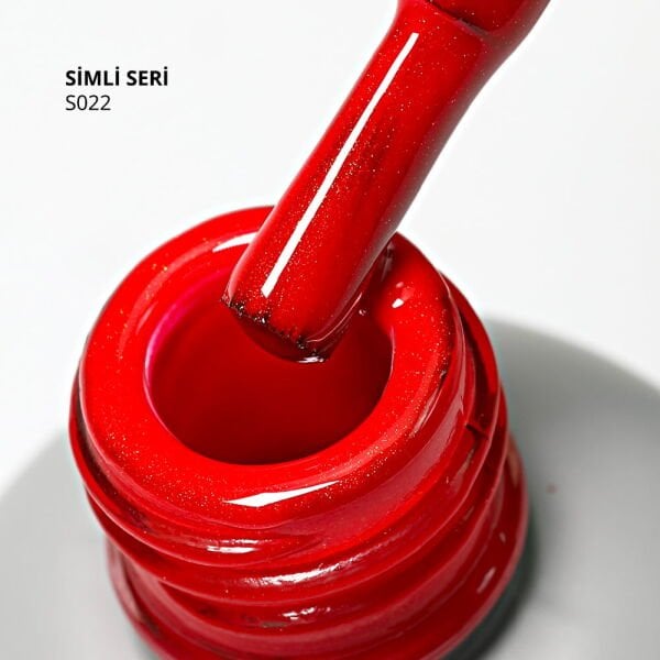 Momo Professional Simli Seri Kalıcı Oje S022 Işıltılı Bayrak Kırmızısı (14ml)