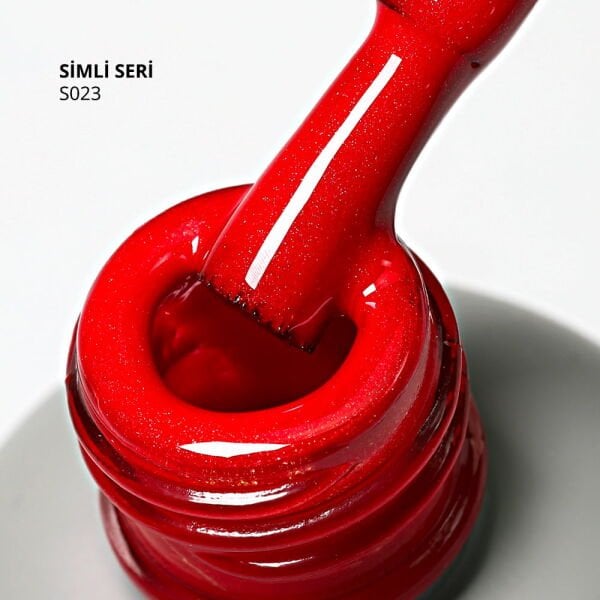 Momo Professional Simli Seri Kalıcı Oje S023 Işıltılı Klasik Kırmızı (14ml)