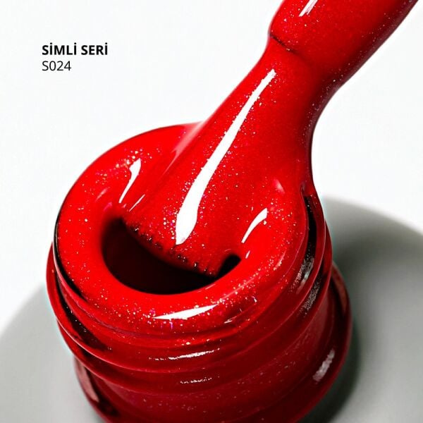Momo Professional Simli Seri Kalıcı Oje S024 Simli Bayrak Kırmızısı (14ml)