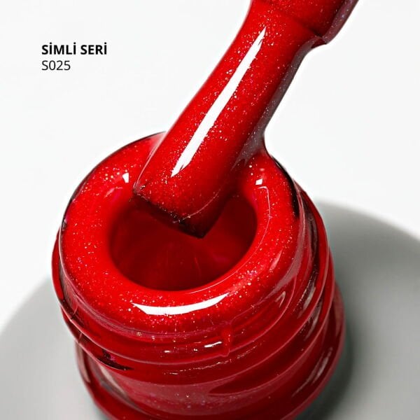 Momo Professional Simli Seri Kalıcı Oje S025 Simli Canlı Kırmızı (14ml)