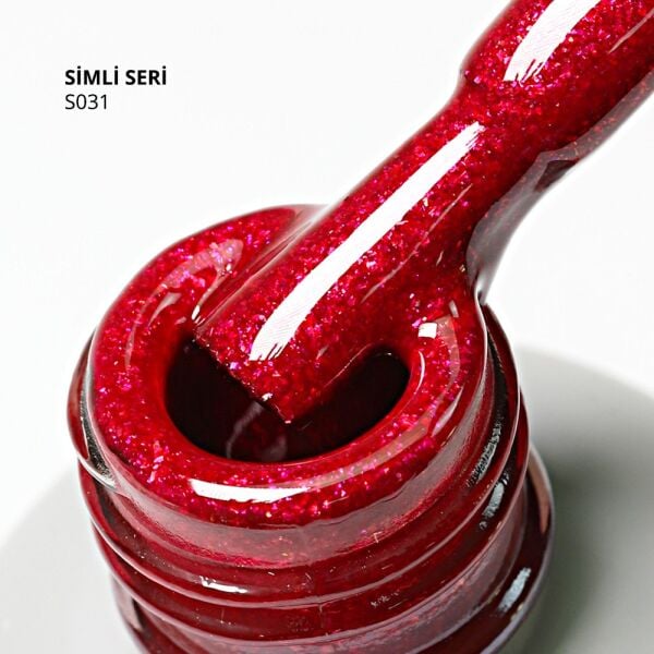 Momo Professional Simli Seri Kalıcı Oje S031 Parıltılı Vişne (14ml)