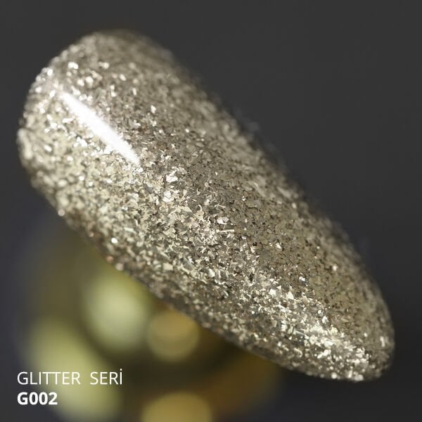Momo Professional Glitter Seri Kalıcı Oje G002 Yoğun Altın Parıltılı (14ml)