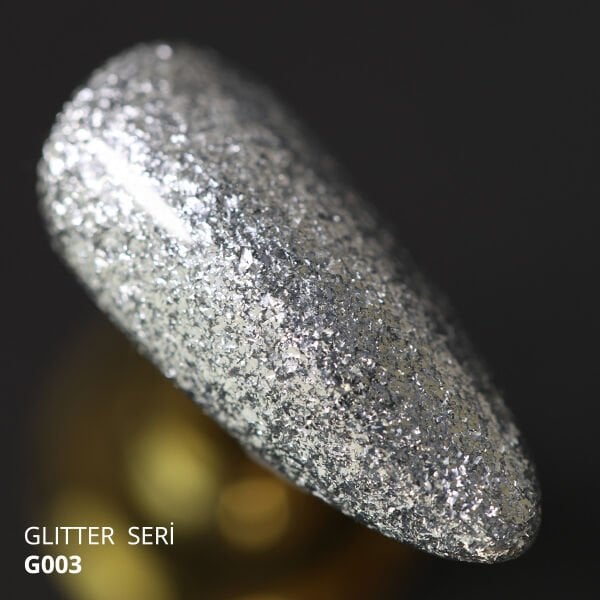 Momo Professional Glitter Seri Kalıcı Oje G003 Yoğun Gümüş Parıltılı (14ml)