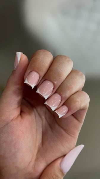 Viola Beauty Hema Free 06 Base Coat (Hema Maddesi İçermeyen Renkli base ) 13 ml