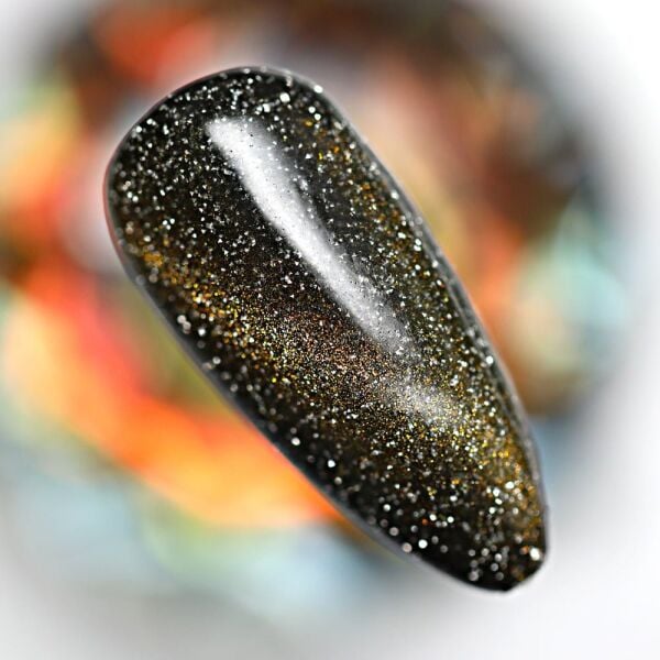 Momo Professional Crystal Cat Eye Kristal Kedi Gözü Kalıcı Oje CE01 Yarı Şeffaf, Altın (10ml)