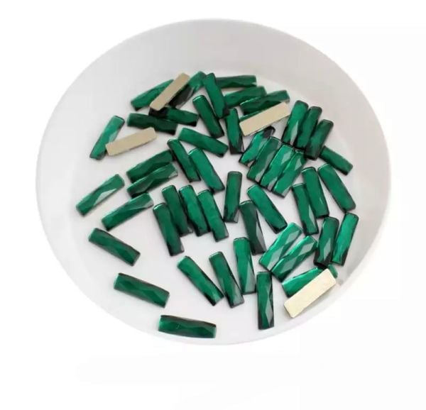 Taş Dikdörtgen Zümrüt 2,5*9mm 2 Adet