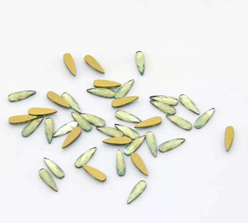 Taş Damla Yeşil Opal 3*10mm 2 Adet