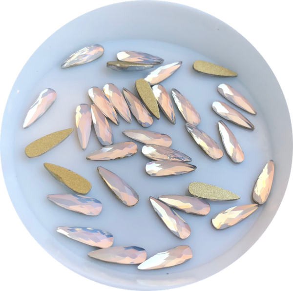 Taş Damla Beyaz Opal 3*10mm 2 Adet