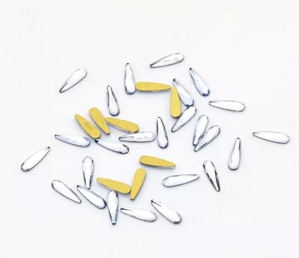 Taş Damla Light Sapphire 3*10mm 2 Adet