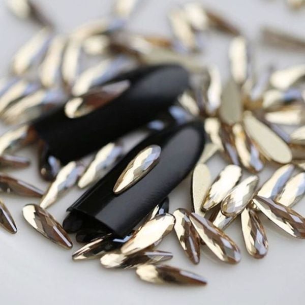 Taş Damla Şampanya 3*10mm 2 Adet