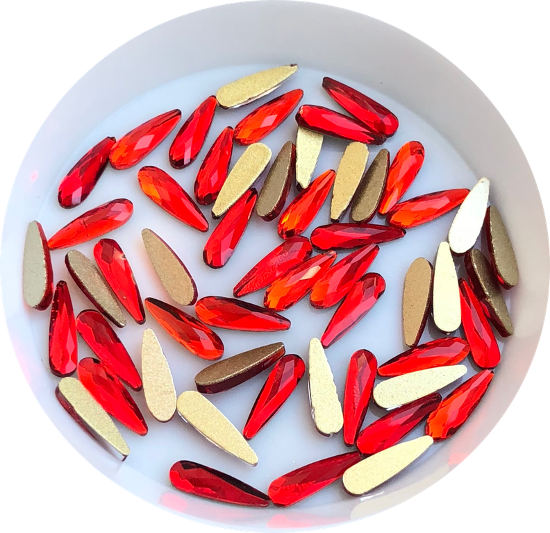 Taş Damla Siam 3*10mm 2 Adet