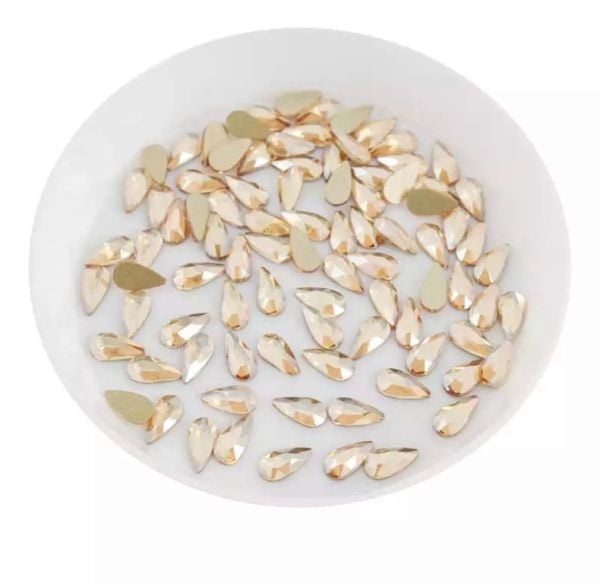 Taş Damla Şampanya 3*6mm 4 Adet