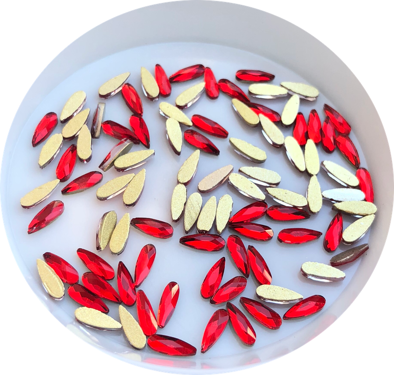 Taş Damla Siam 2*6mm 2 Adet