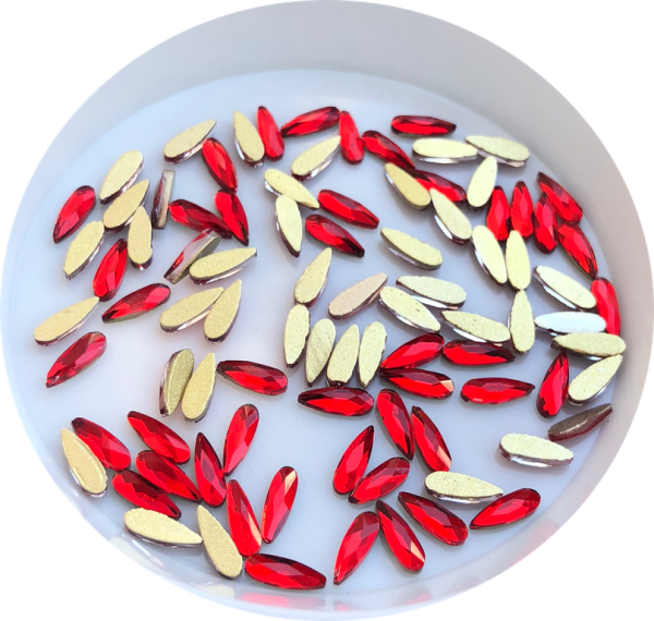 Taş Damla Siam 2*6mm 2 Adet