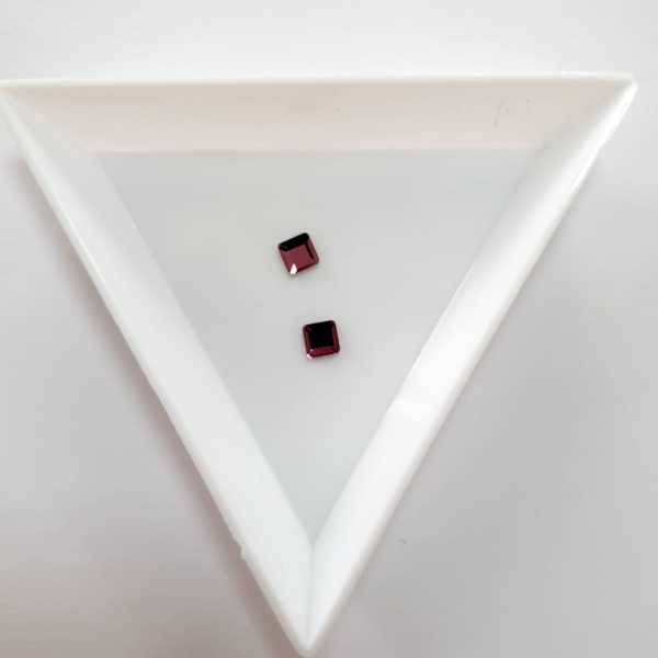 Taş Kare Ametist 4mm 2 Adet