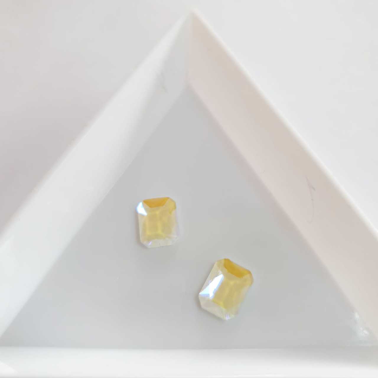 Taş Dikdörtgen Royal White 6*8mm 2 Adet