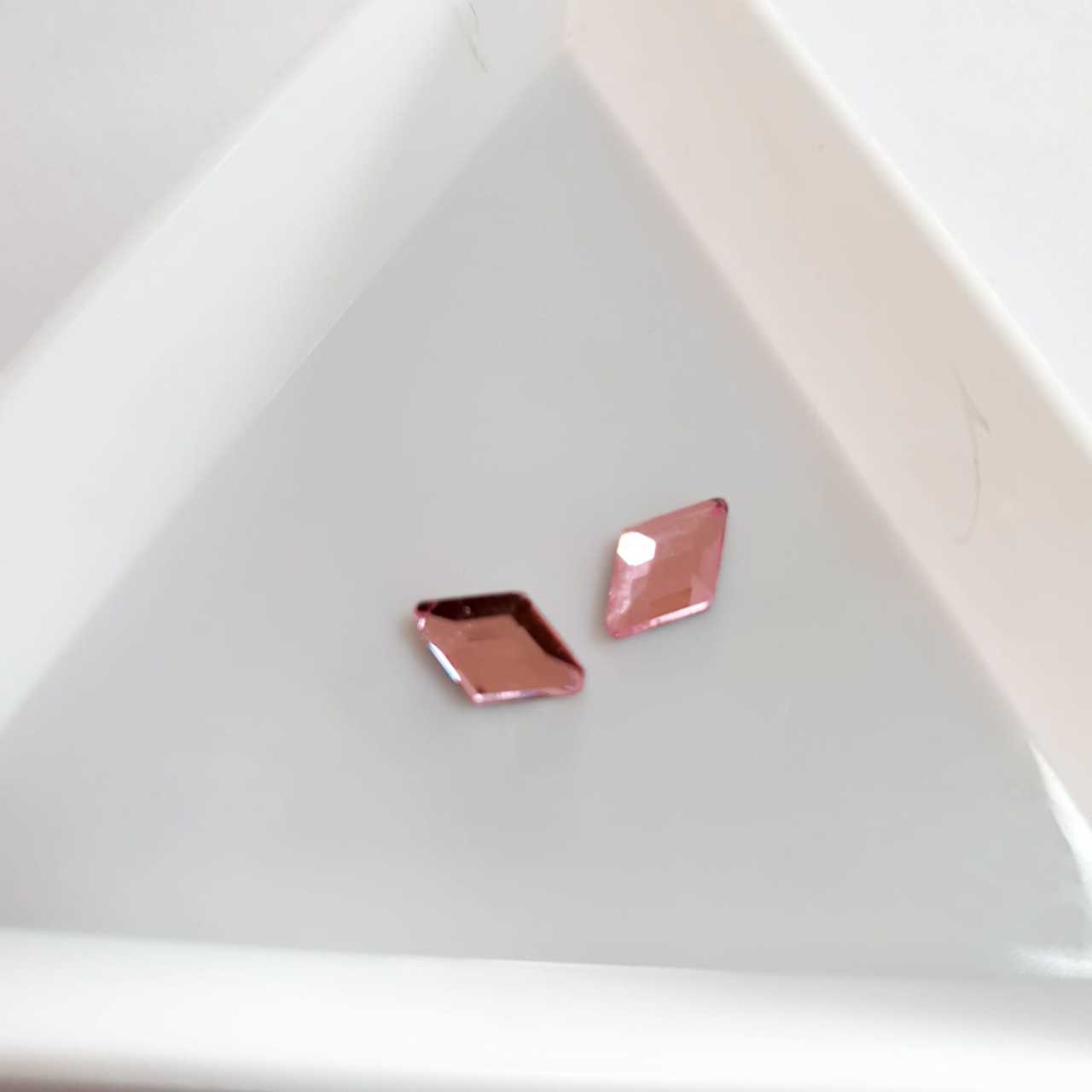 Taş Eşkenar Dörtgen Lt.Rose 5*8mm 2 Adet