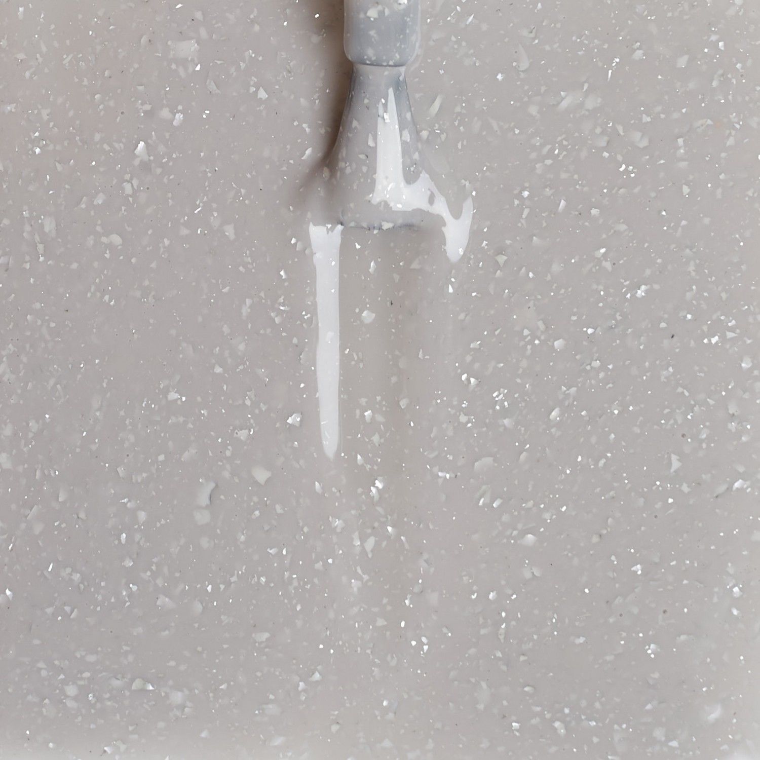 Iva Nails Veil Kalıcı Oje V-6 (8ml)