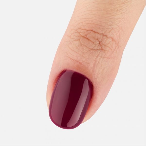 Iva Nails Black Beauty Kalıcı Oje BB-4 (8ml)
