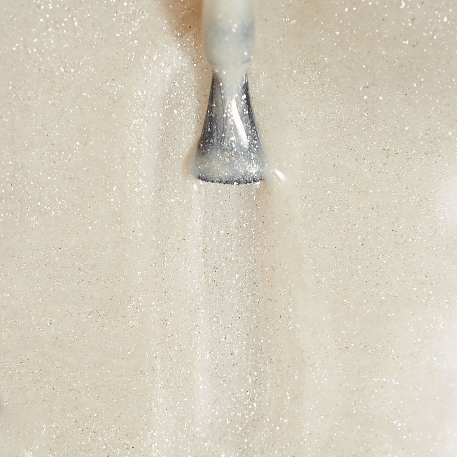 İva Nails İce Heart Kalıcı Oje İH-1 (8ml)