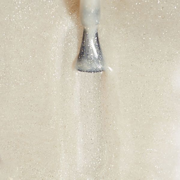 İva Nails İce Heart Kalıcı Oje İH-1 (8ml)