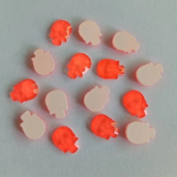 Taş Kuru Kafa Turuncu Neon 6*8mm 1 Adet