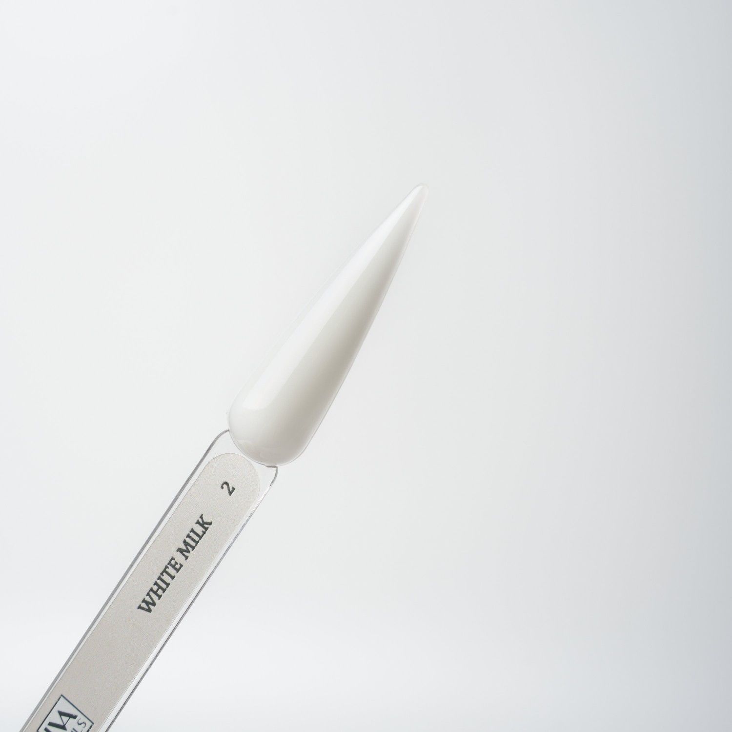 İva Nails White Milk Kalıcı Oje WM (8ml)