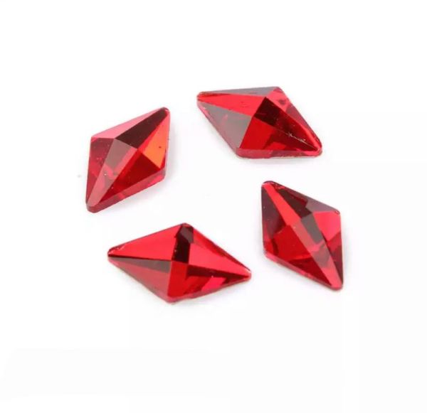 Taş Eşkenar Dörtgen Red 6*10mm 2 Adet