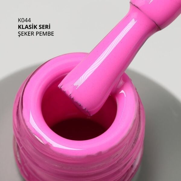 Momo Professional Klasik Seri Kalıcı Oje K044 Canlı Pembe (14ml)
