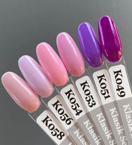 Momo Professional Klasik Seri Kalıcı Oje K049 Eflatun (14ml)