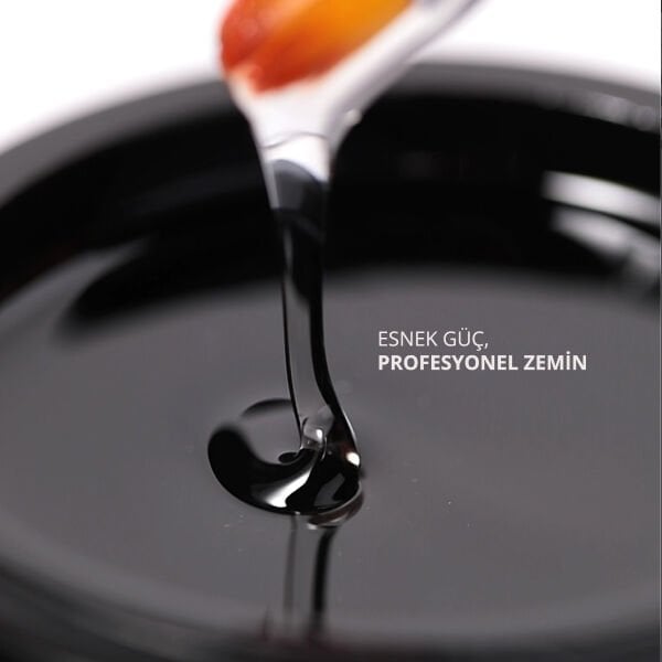 Momo Professional Kalıcı Oje İçin Rubber Base Coat 35 GR