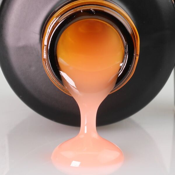 Momo Professional Gel In Bottle No.06, Akıllı Fırçalı Protez Tırnak Jeli, Yarı Şeffaf Nude Şeftali, 18 ml