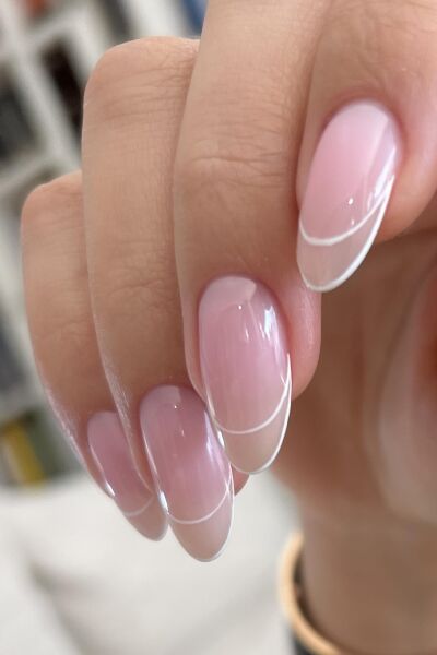 Momo Professional Gel In Bottle No.11, Akıllı Fırçalı Protez Tırnak Jeli, Pembe, 18 ml