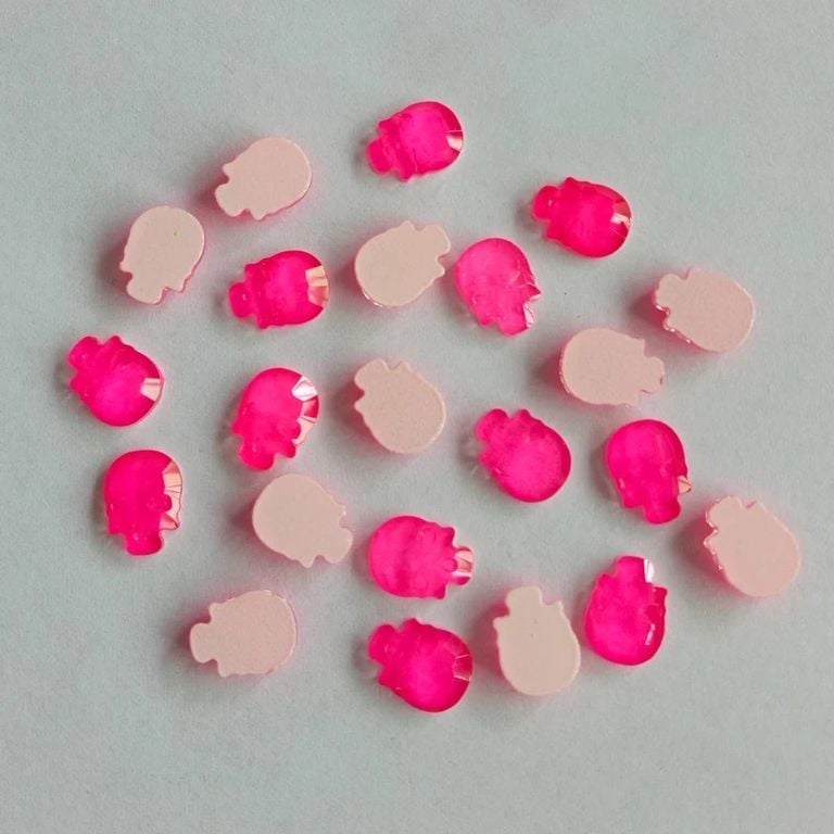 Taş Kuru Kafa Pembe Neon 6*8mm 1 Adet