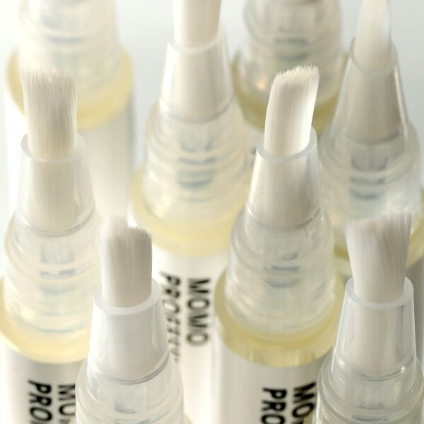 Momo Professional Propolis Özlü Tırnak ve Kütikül Bakım Yağı Kalemi, Nemlendirici ve Güçlendirici Etki, 3 ml