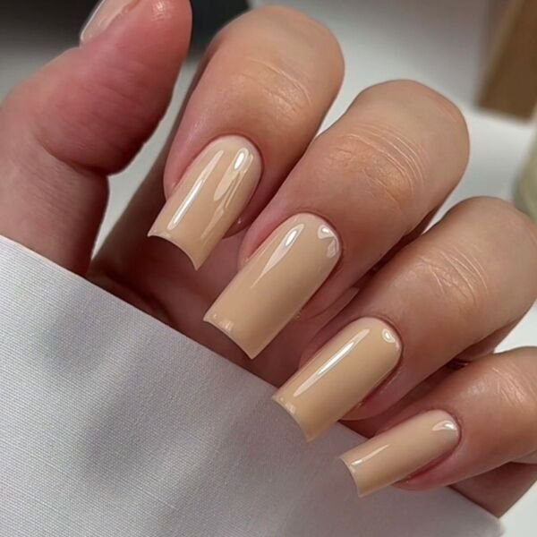 Momo Professional Kalıcı Oje French Color Base Coat CB06, Nude Sarı, 10 ml