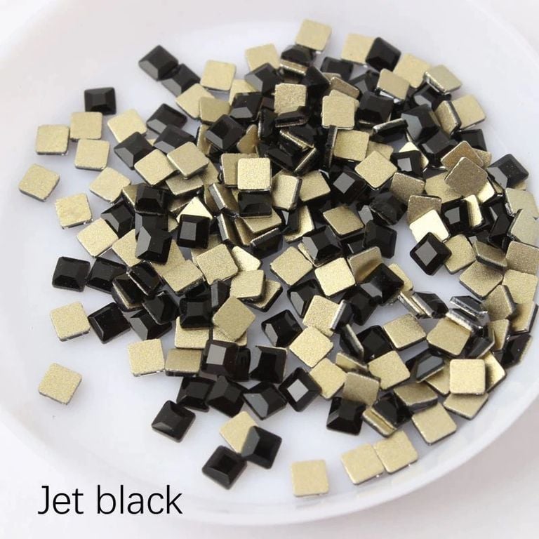 Taş Kare Jet Black 3mm 4 Adet