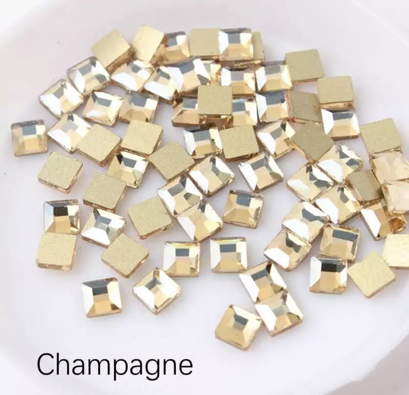 Taş Kare Champagne 4mm 2 Adet