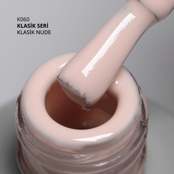 Momo Professional Klasik Seri Kalıcı Oje K060 Klasik Nude (14ml)