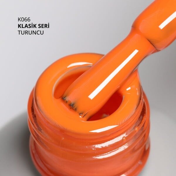 Momo Professional Klasik Seri Kalıcı Oje K066 Turuncu (14ml)