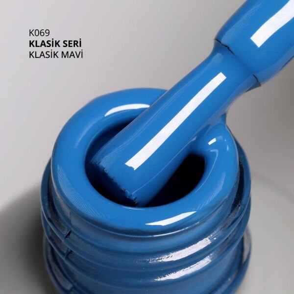 Momo Professional Klasik Seri Kalıcı Oje K069 Klasik Mavi (14ml)
